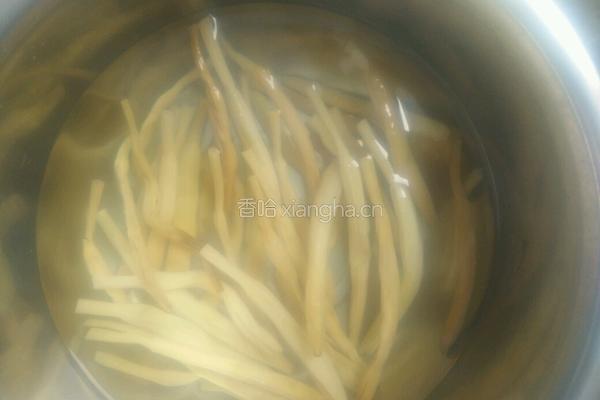 毛血旺的做法图解1