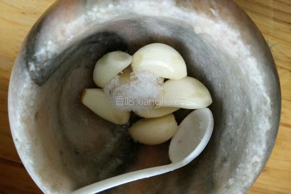 麻酱蒜香扁豆的做法图解4