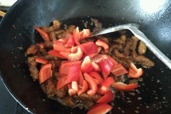 糖醋牛肉里脊的做法图解7