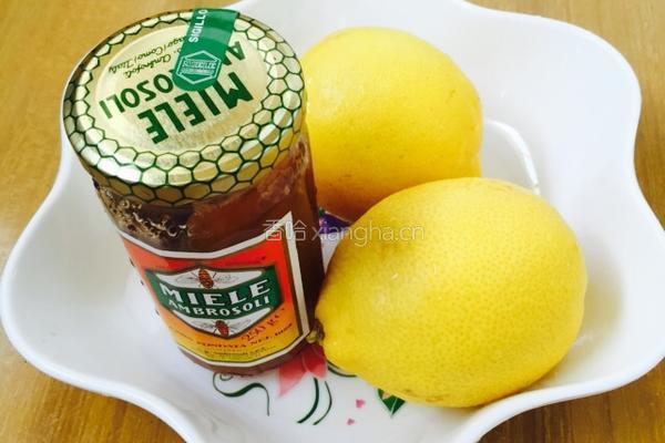 蜂蜜柠檬茶的做法图解1