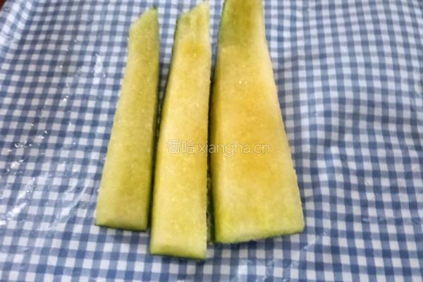 水果拼盘酸奶的做法图解3