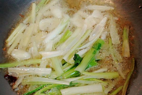 炒蛏子的做法图解6