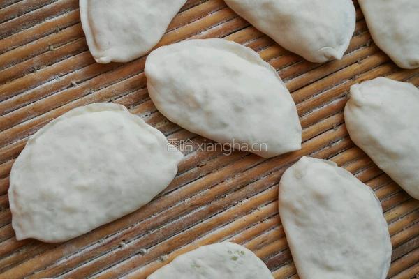 卷心菜鸡蛋虾皮馅饼的做法图解6
