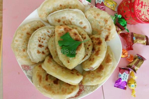 卷心菜鸡蛋虾皮馅饼的做法图解8