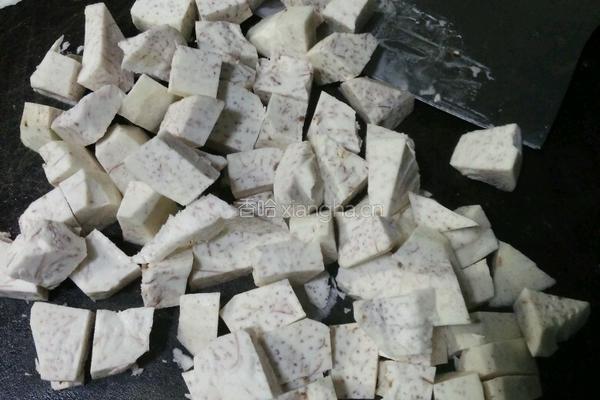 椰汁香芋西米露的做法图解3