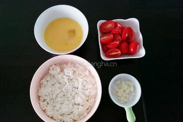 圣女果鸡蛋面疙瘩的做法图解2
