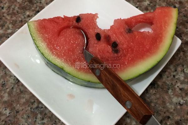 西瓜酸奶球的做法图解2