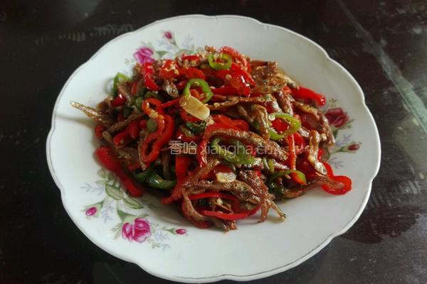 彩椒小鱼干的做法图解8