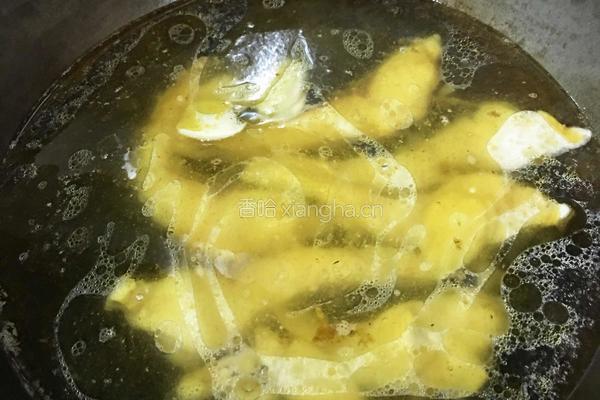 家乡豆腐煮草鱼的做法图解4