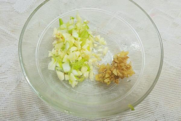 彩椒毛豆炒肉末的做法图解4