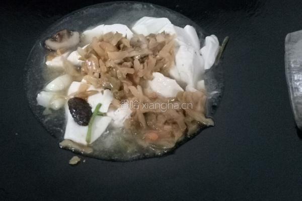 榨菜焖豆腐的做法图解4