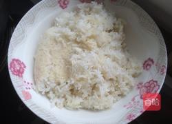 蛋炒饭的做法图解1