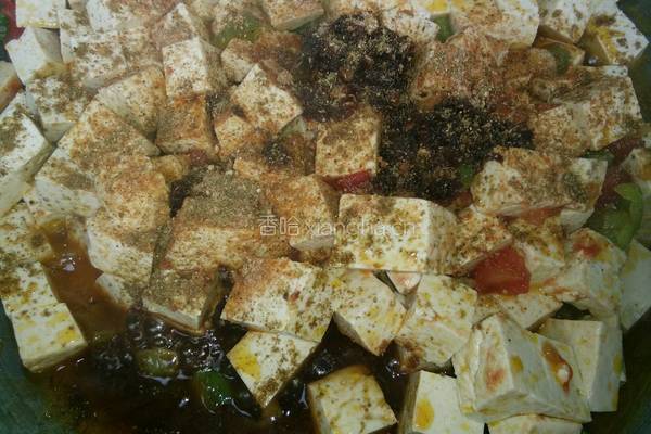 孜然豆腐的做法图解3