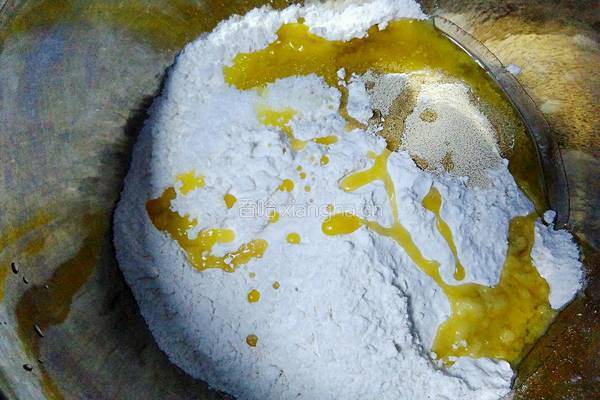 奶香披萨胚(自制披萨皮)的做法图解3