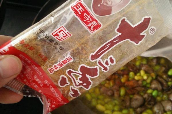 辣椒豆米炒鸡心的做法图解12