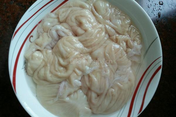 香辣肥肠的做法图解2
