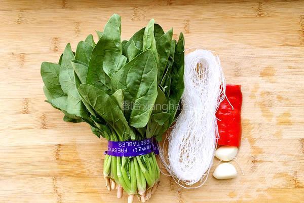 菠菜拌粉丝的做法图解1