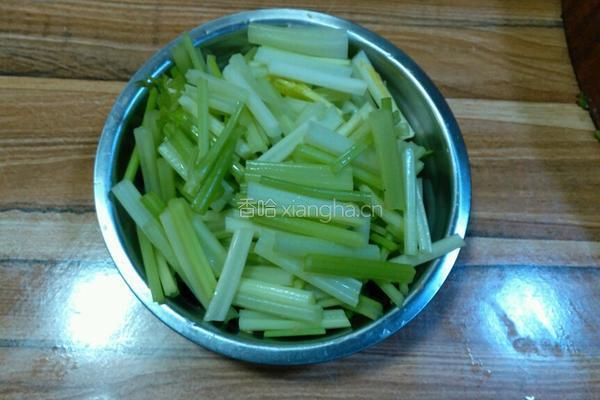 小炒土豆片的做法图解1
