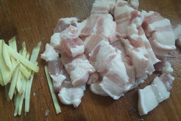 腐竹彩椒炒肉的做法图解3
