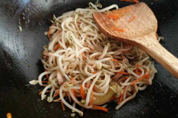 ＃绿豆芽＃ 爆炒醋香绿豆芽的做法图解5