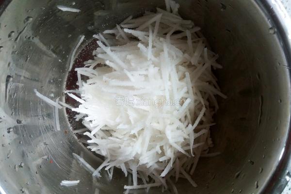 白萝卜丝豆渣肉丸子的做法图解2