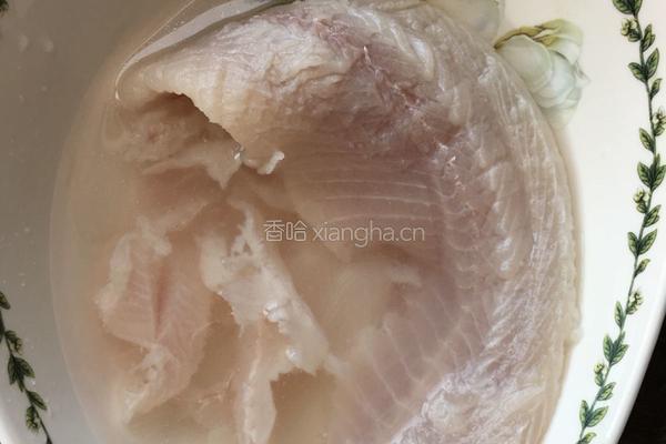 芙蓉鱼片的做法图解1
