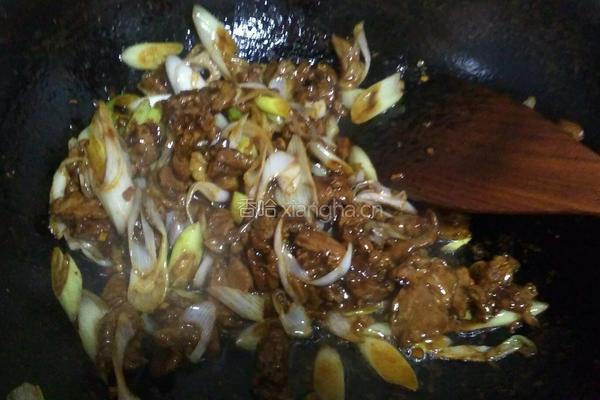 葱爆羊肉的做法图解6