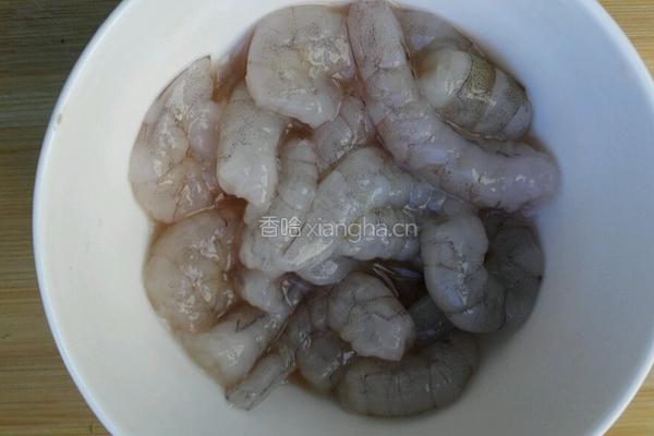 西兰花炒虾仁的做法图解4