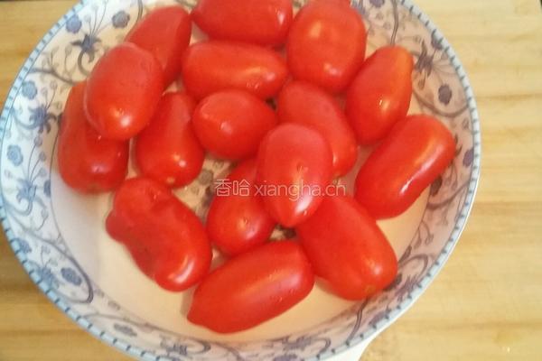 糖拌圣女果的做法图解2