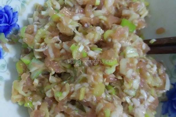 肉馅春卷的做法图解7