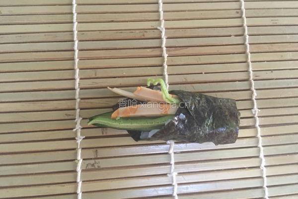 紫菜包饭的做法图解8