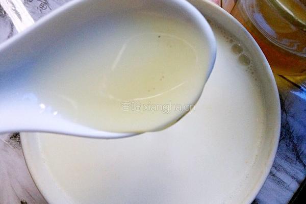 香奶蜂蜜燕麦早餐的做法图解3