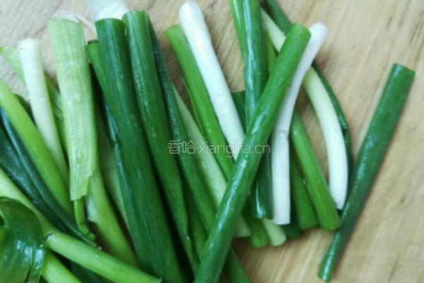 本帮葱油拌面的做法图解2