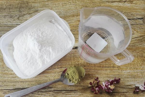 彩椒绿豆凉粉的做法图解1