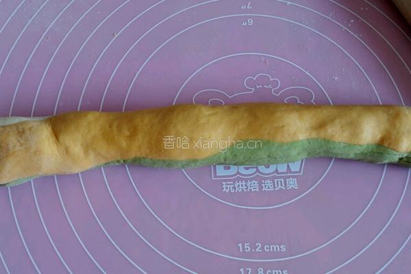 肉酱彩色手擀面的做法图解4
