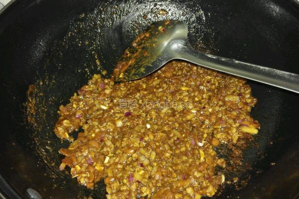 肉酱彩色手擀面的做法图解11