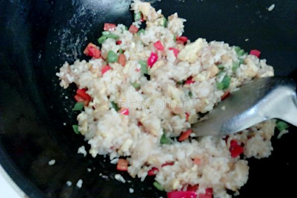 双椒鸡蛋炒饭的做法图解6