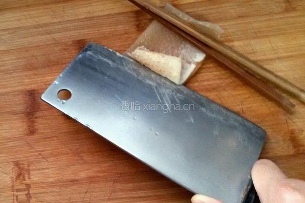 肉皮冻的做法图解3