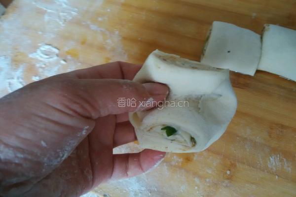 五香花卷的做法图解6
