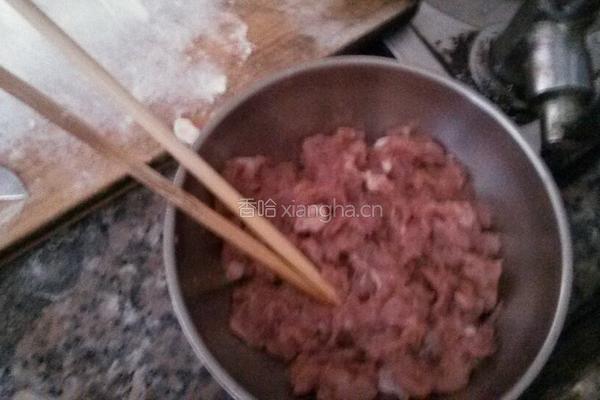 馄饨的做法图解1