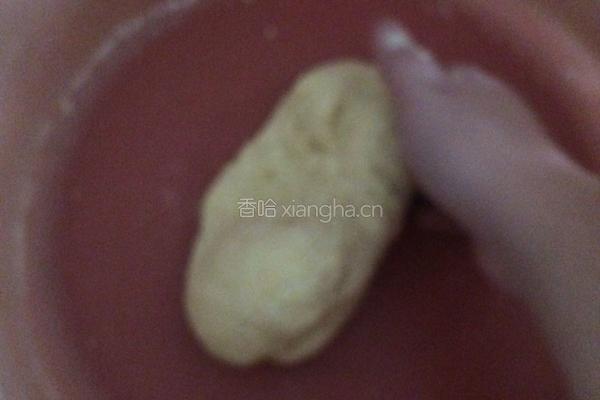 肠仔面包的做法图解2