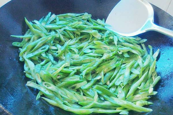 炒四季豆的做法图解6