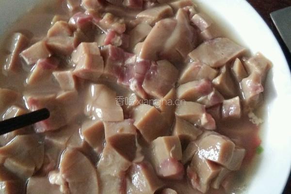 青椒炒猪腰花的做法图解3