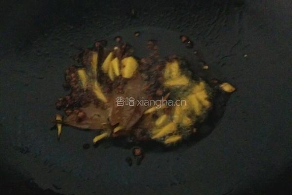 青椒炒猪腰花的做法图解8
