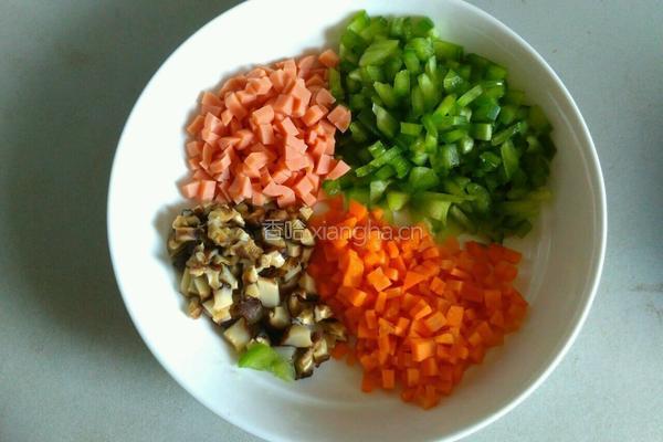 扬州炒饭的做法图解2