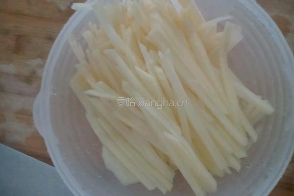 香辣土豆丝的做法图解1