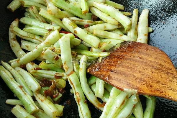 土豆炖豆角的做法图解7