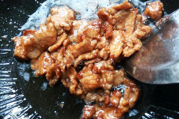 彩椒黄瓜肉片的做法图解2