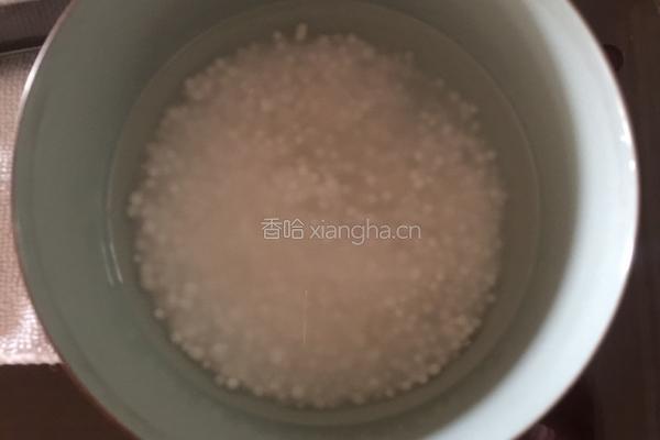 木瓜椰汁西米露配自制龟苓膏的做法图解5