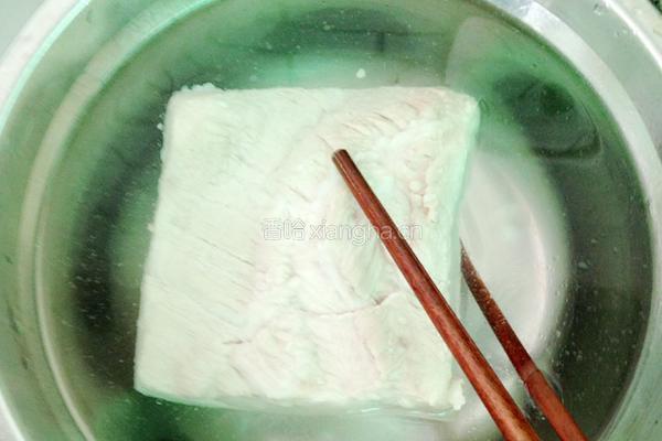 梅菜扣肉的做法图解4